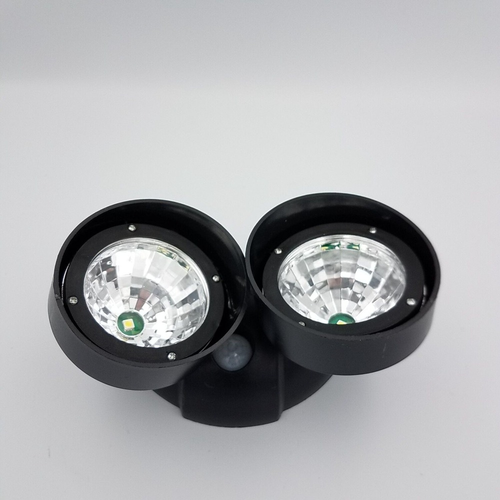 NOS‎ Nighteyes Security Lights Battery Operated #30666